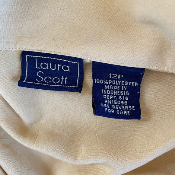 Vintage collared button up - Picture 2 of 5